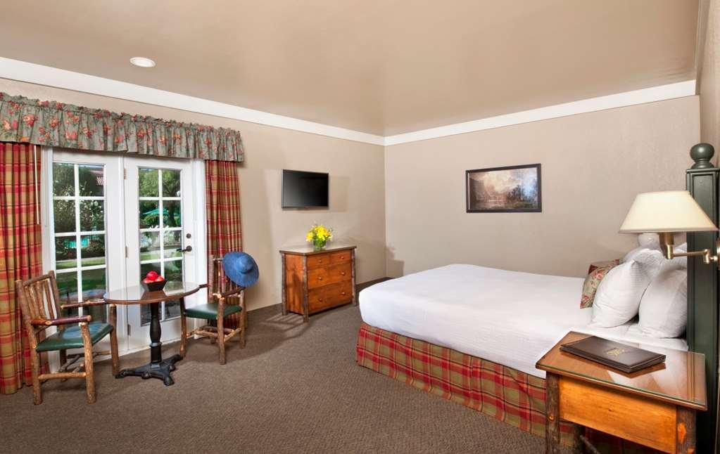 The Inn At Harris Ranch Huron Room photo